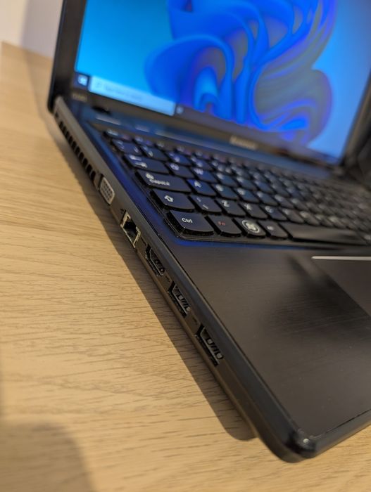 Lenovo G580 Intel Dual core 2.2 GeForce 610M