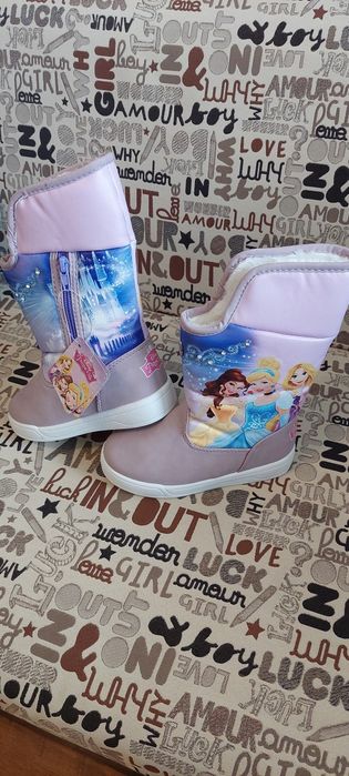 Нови Ботуши Disney Princess размер 26-27