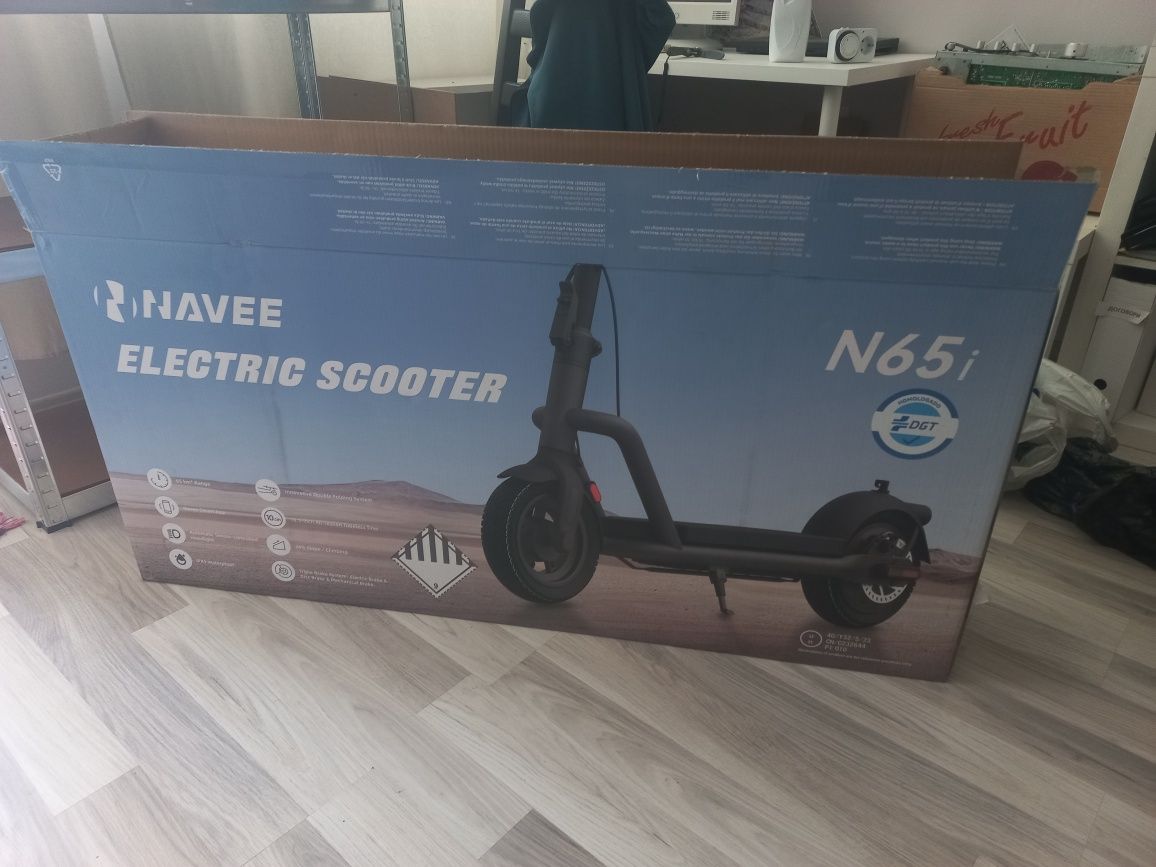 Електрическа тротинетка Navee n65i