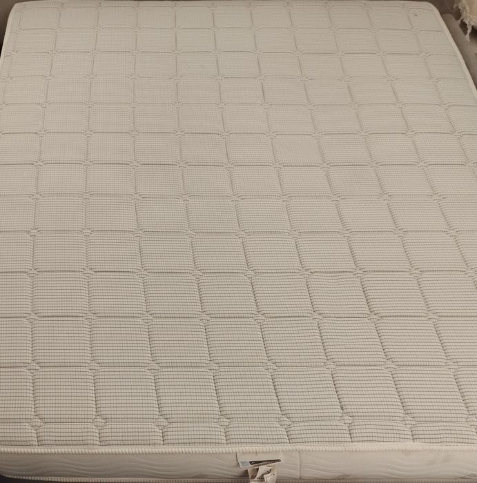 Vând saltea Dormeo in stare ireproșabilă avind dimensiunea 160/190.