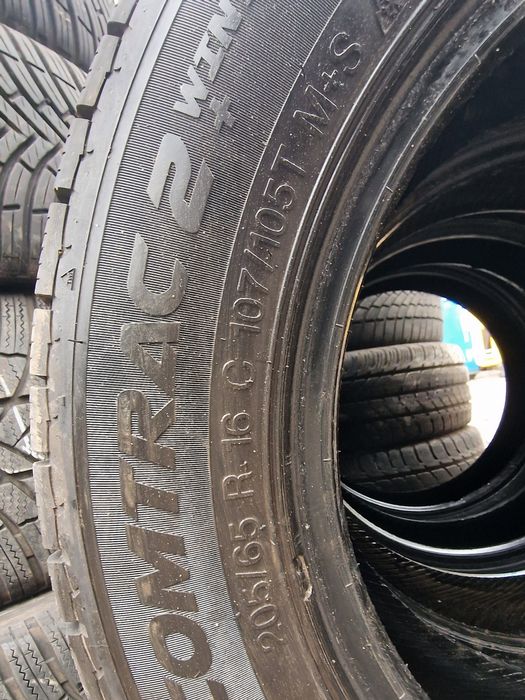 Anvelope 205/65R16C marca Vredestein, M +S, DOT 2023, 7 mm