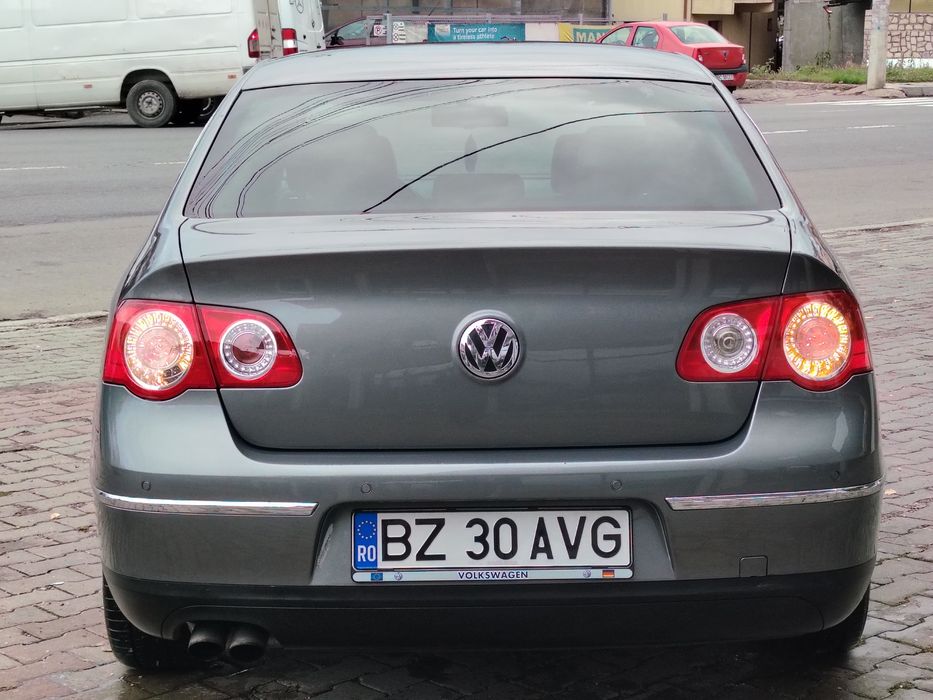 VW Passat B6 2.0tdi - 2006 - stare super buna,fara rugina