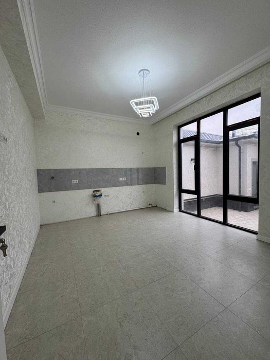 Сергели.Султонобод махалляси. 2.2 сотихда 6 хонали зор уй сотаман