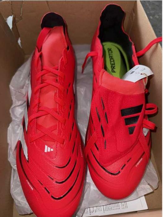 Чисто нови футболни обувки Adidas Predator League FT FG/MG