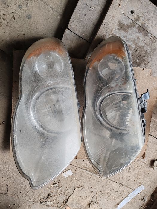 Фары крайслер таун кантри или додж караван