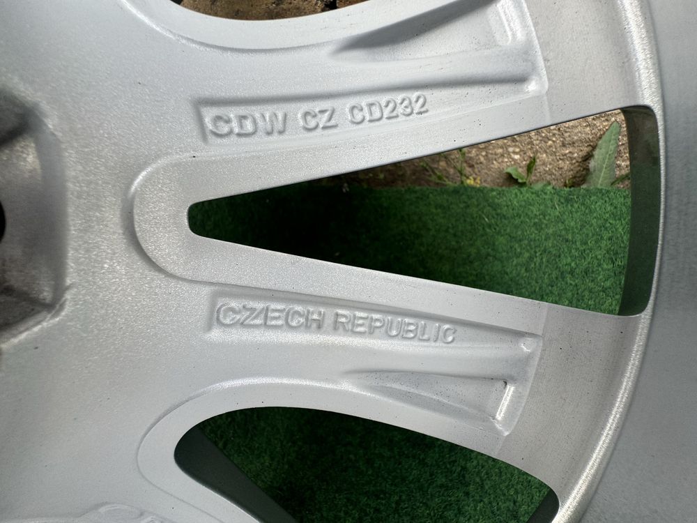 4 броя Джанти БМВ BMW Style 236 17 цола за F10 F11 F12 F30 e90 е91 F34