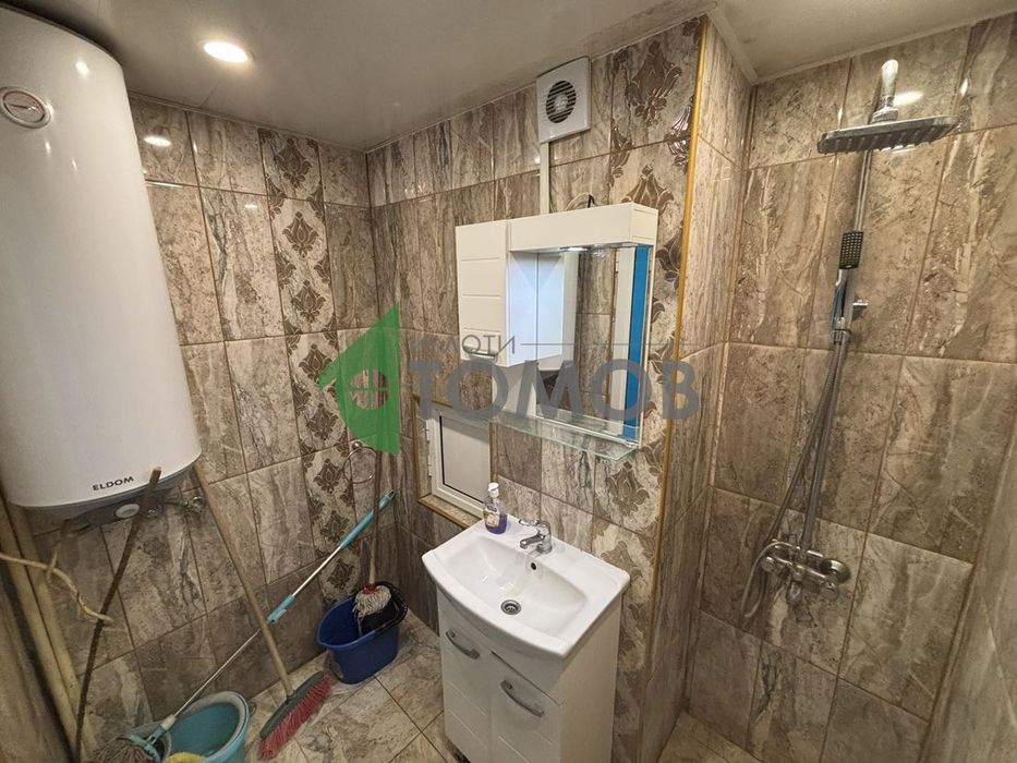 Продава се Тристаен апартамент в Стара Загора, Три чучура - север - 86 кв.м за 907 €/кв.м - Снимка #11