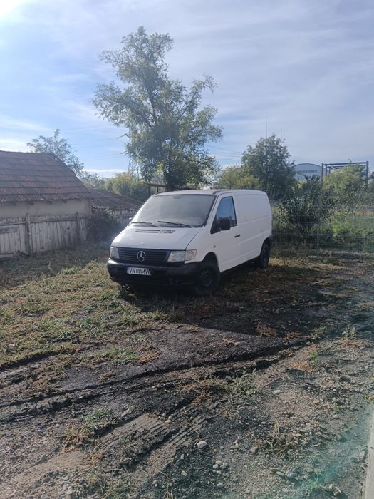 Mercedes Vito cu defect (cutia)