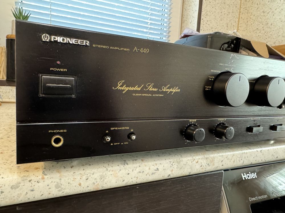 Pioneer A-449 стерео усилвател