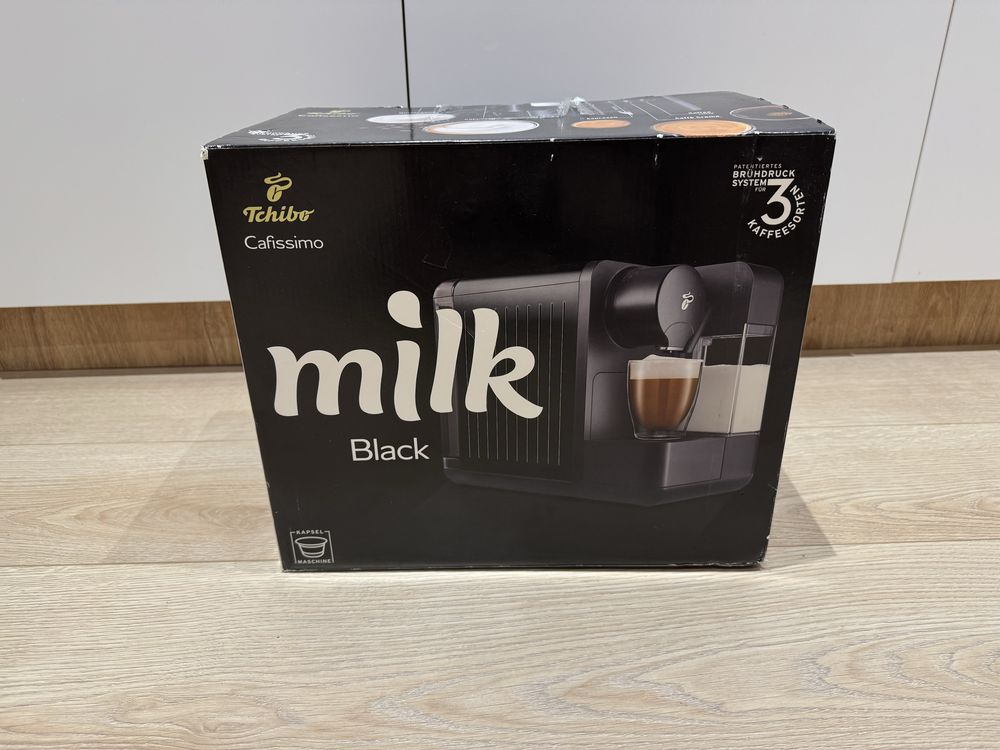 Кафемашина с капсули Tchibo cafissimo milk black