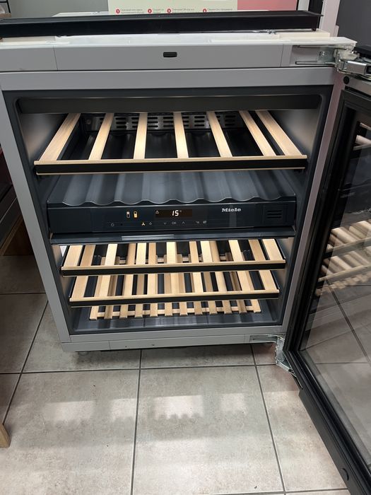 Miele KWT 6322 UG Винен охладител Push2Open/24 мес гаранция