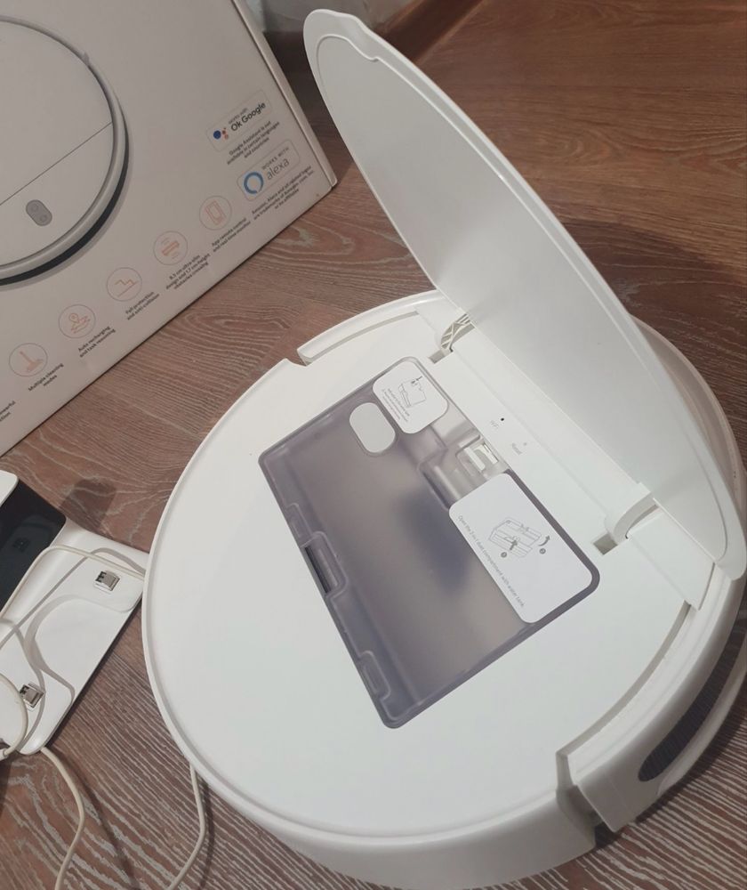 Робот-пылесос Xiaomi Mi Robot