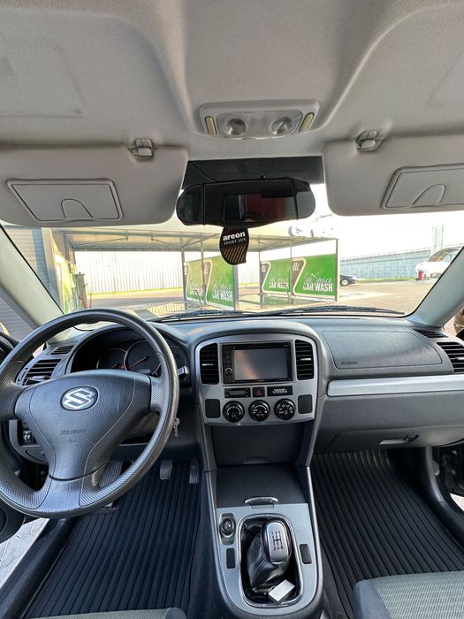 Suzuki Grand Vitara 1.6 AC/ fără rugină 134 000km