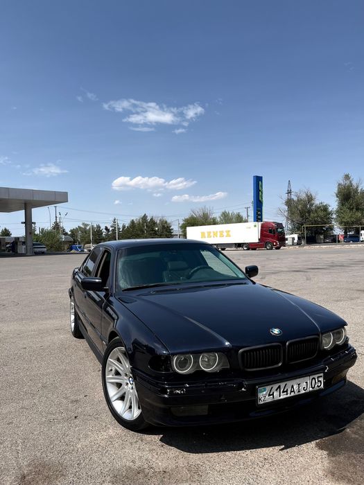 Продам диски на BMW e 38