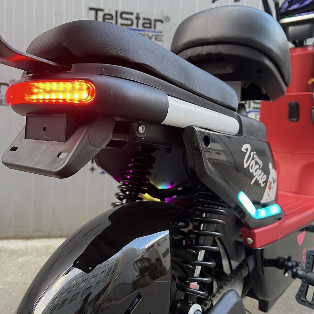 Електрически скутер TELSTAR EMAL LIGHT с двойна седалка ново