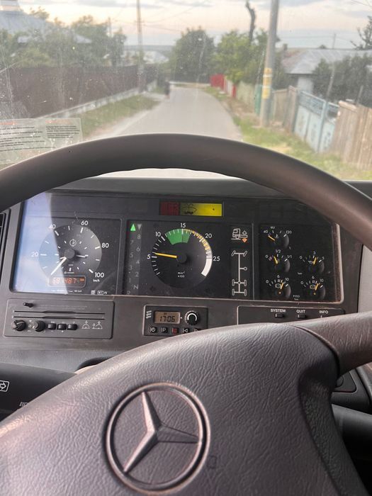 Vând Mercedes Actros( 400cp) Forestier