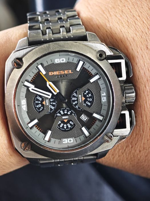 Срочно продам часы Diesel BAMF Chronograph DZ7344