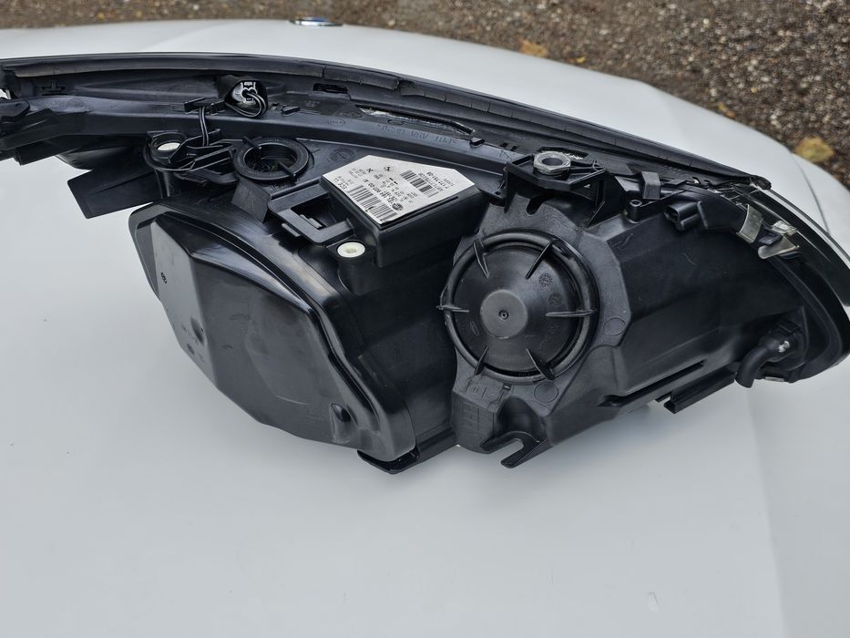 Ляв фар бмв е60 е61 фейслифт facelift xenon bixenon 535d 530d bmw