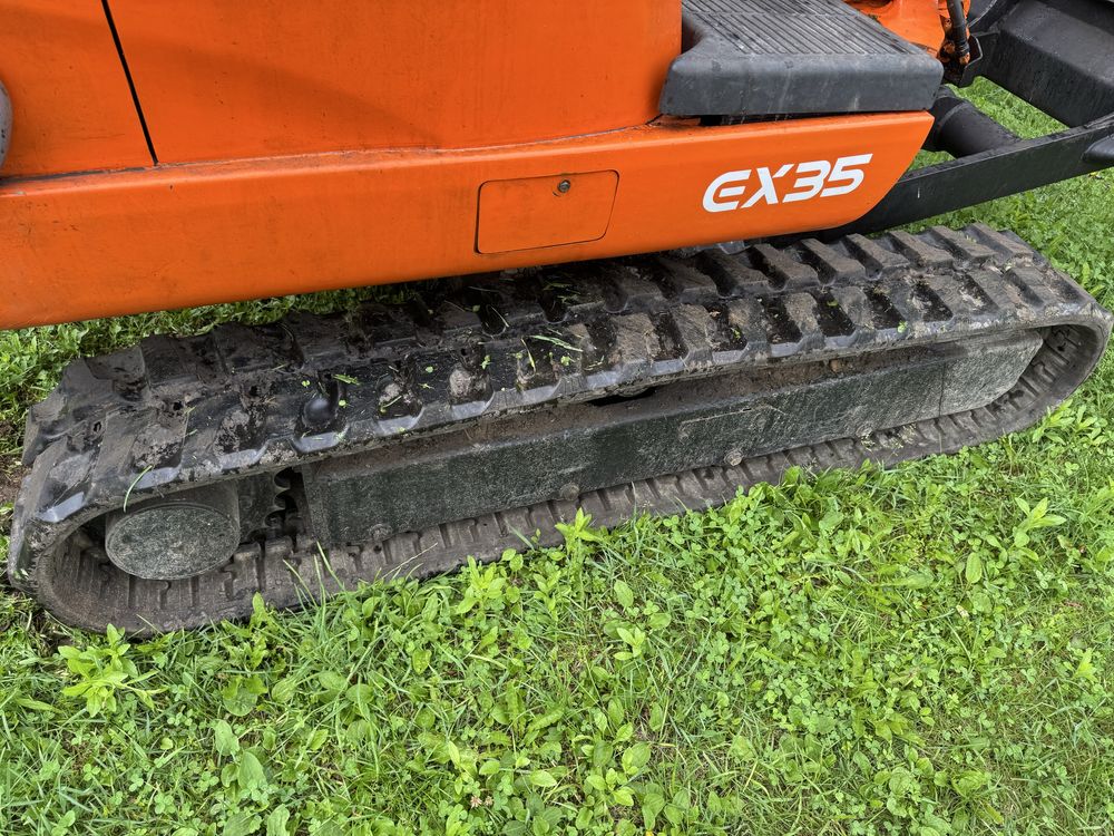 Excavator hitachi ex35