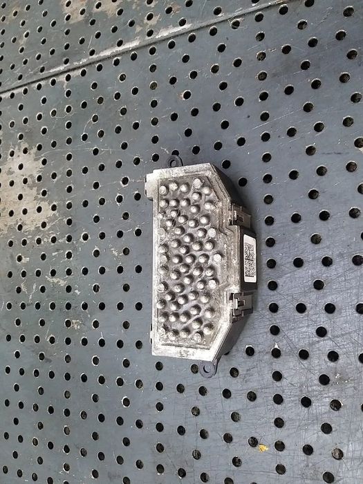 Rezistenta trepte aeroterma audi q5 8r 8k0820521b