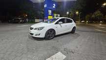 Opel astra j 1.4 turbo 140hp, km 100k reali, carte service ro,propriet