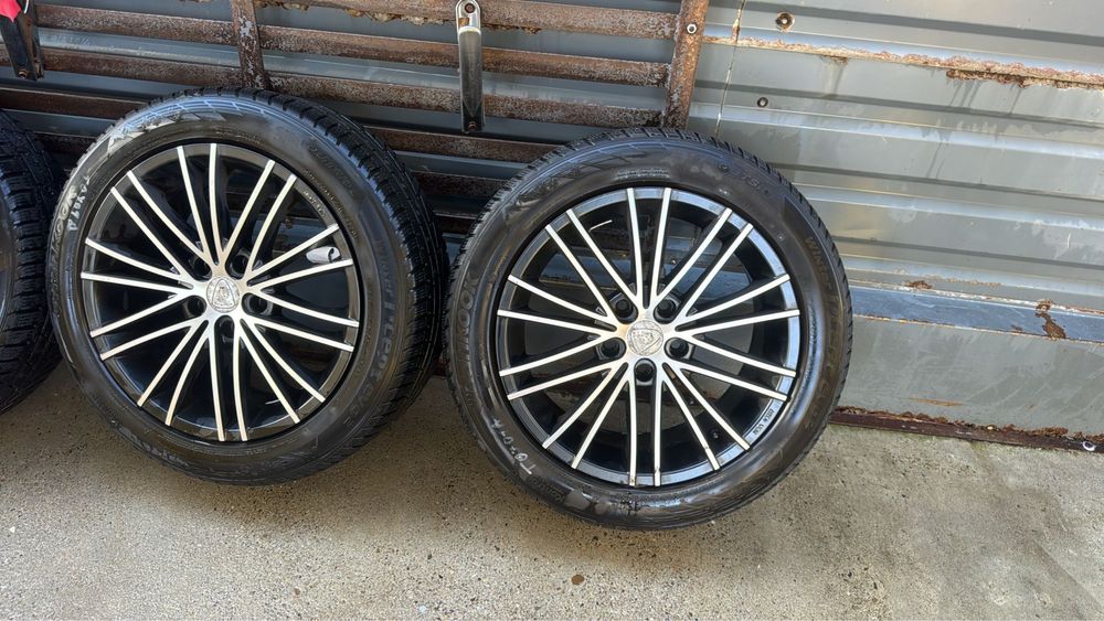 Roti jante iarna TOYOTA AVENSIS 215/55 R17