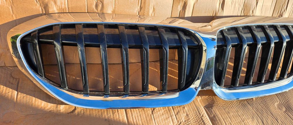 Grila radiator BMW Seria 3 G20 2019 / 2020 2021