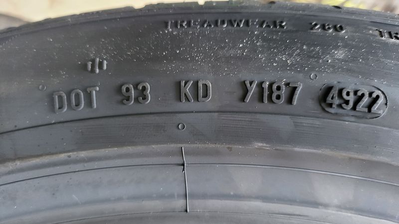 275/40/20//245/45/20 Pirelli