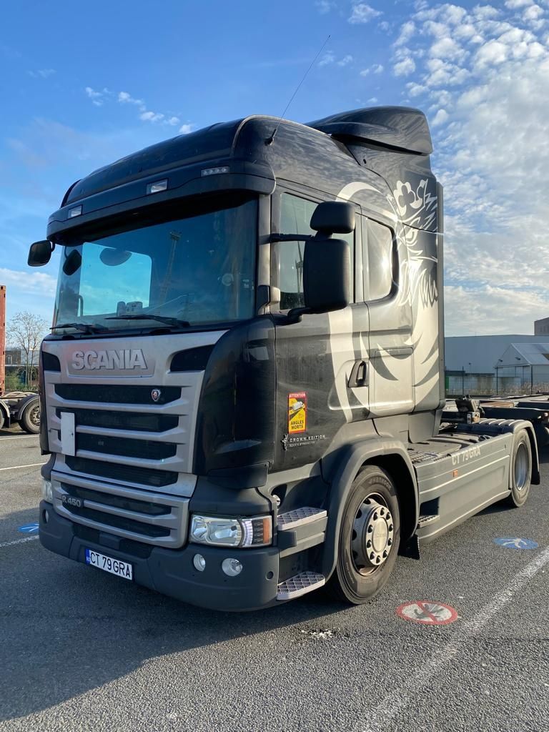 De vanzare SCANIA R 450