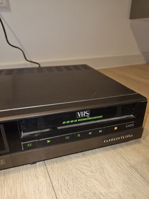 VHS Grundig 320 stereo