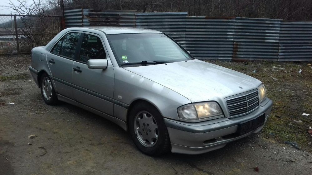 Mercedes C220CDI 125к.с. на части