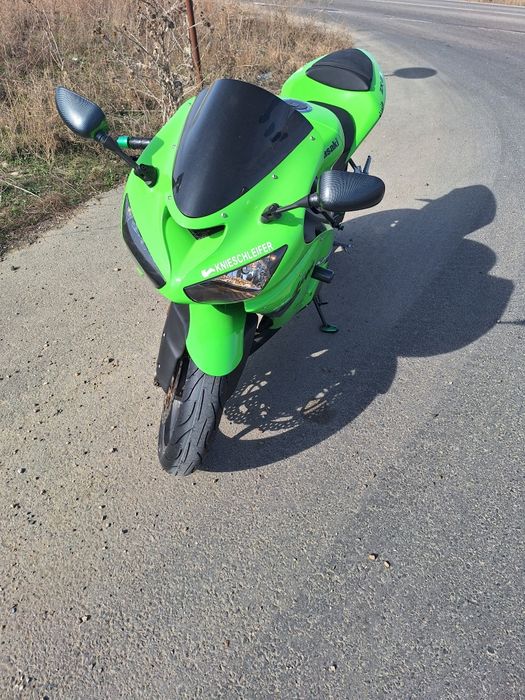 Kawasaki ninja zx6r 636