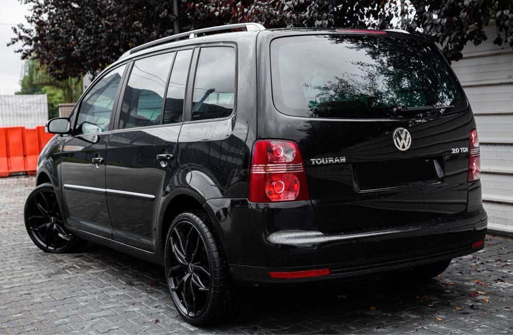 Volkswagen Touran 2007 Automat 2.0 diesel BKD top top
