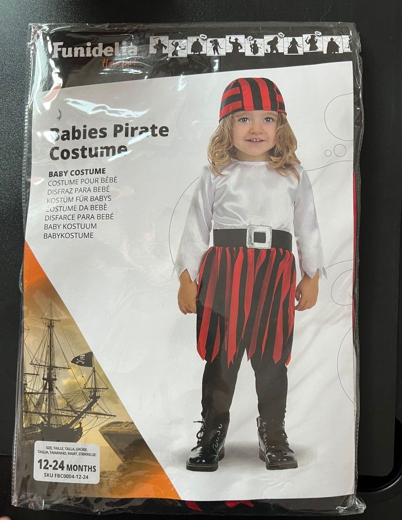Costume pirat barbat, femeie si fetita