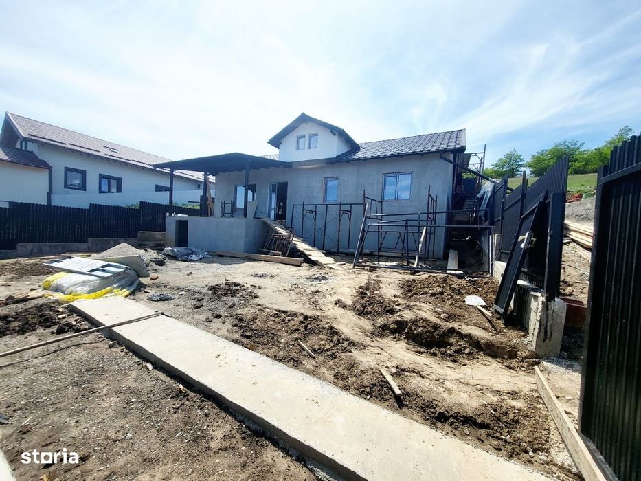 Margineni, casa cu doua dormitoare