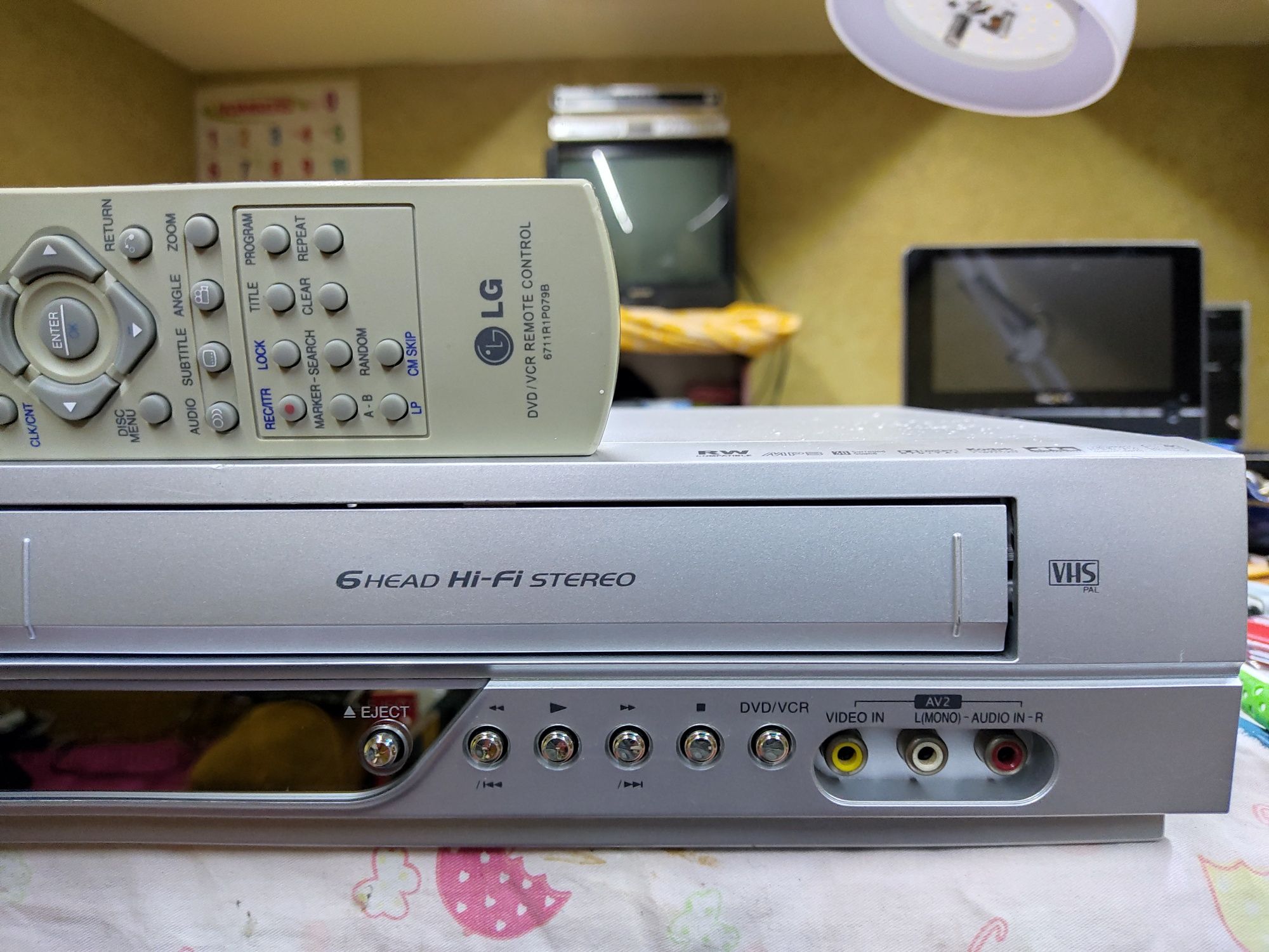 LG VLC8311W VHS 6 head hi-fi stereo