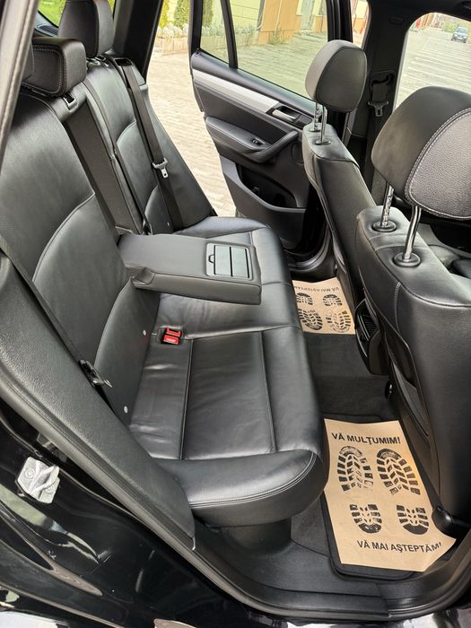 BMW X3 / M-Paket /2.0 Xdrive / Euro6 / Panoramic / Faruri Led