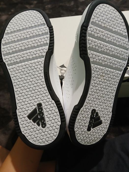 Vând adidași adidas pentru copii