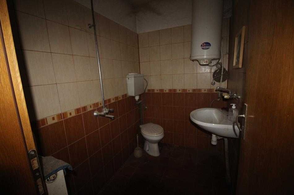 Продава се Промишлена сграда в Севлиево - 2017 кв.м за 199 €/кв.м - Снимка #16