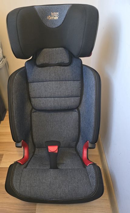 Столче Britax Romer - Advansafix IV R 9-36kg с IsoFix Blue marble