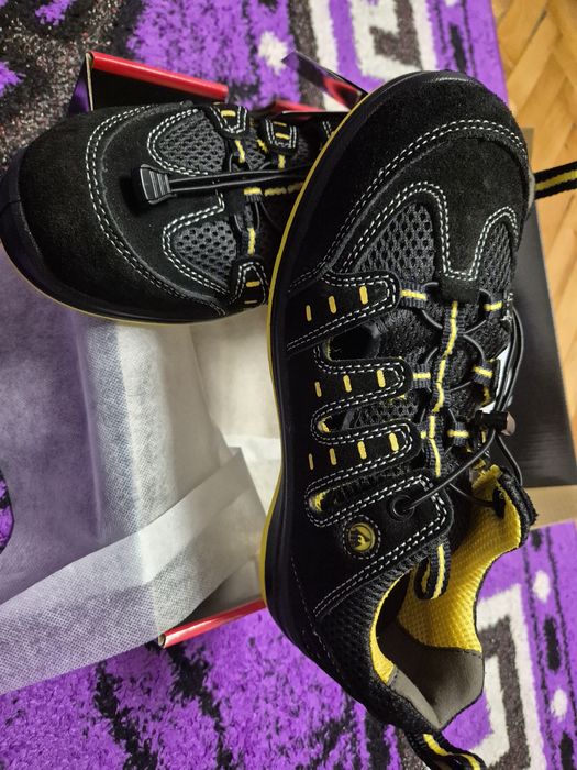 Bocanci de lucru nr 42