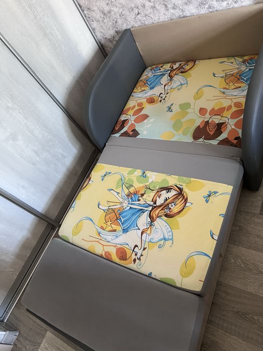 Мини диван для ребенка