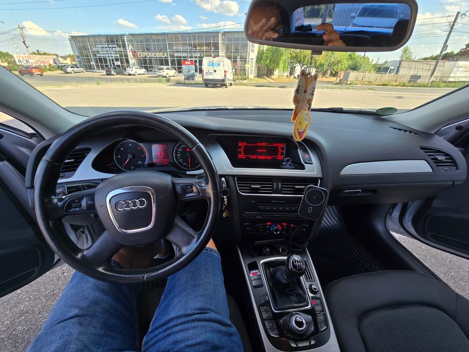 Audi A4b8 berlină an 2009