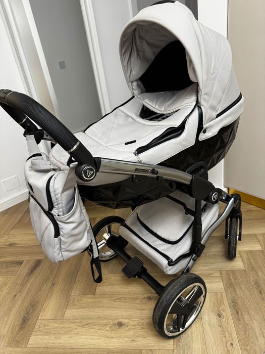 Cărucior Junama Diamond S Line