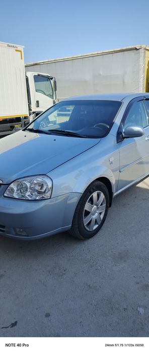 Ласети 1.8 галубой