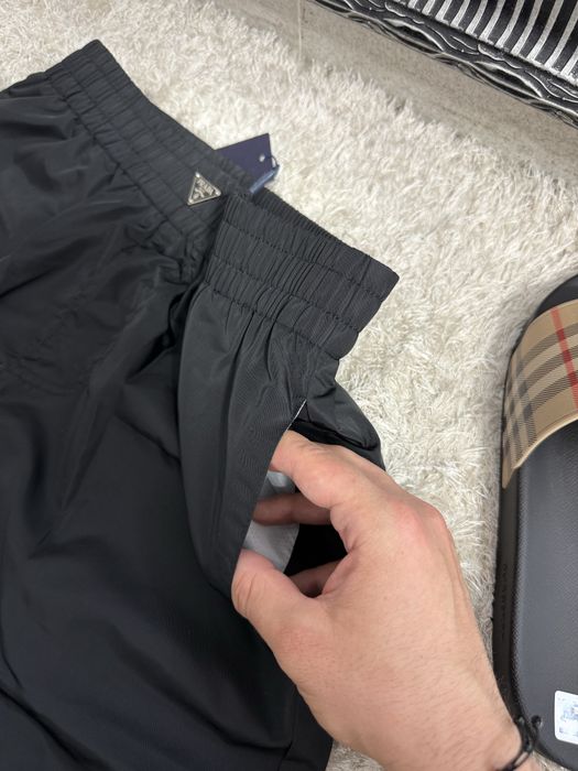 Sort de baie Prada colectie noua vara 2025