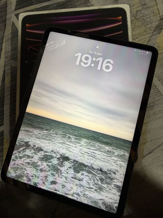 Ipad pro 11 m2 с симкой 128гб