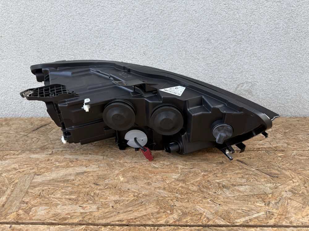 Far stanga Audi A6 C7 4G Xenon Adaptiv + LED 2011-2014 Original NOU