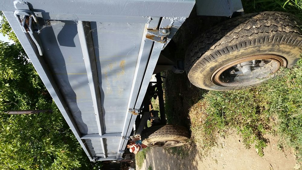 Ремарке за трактор