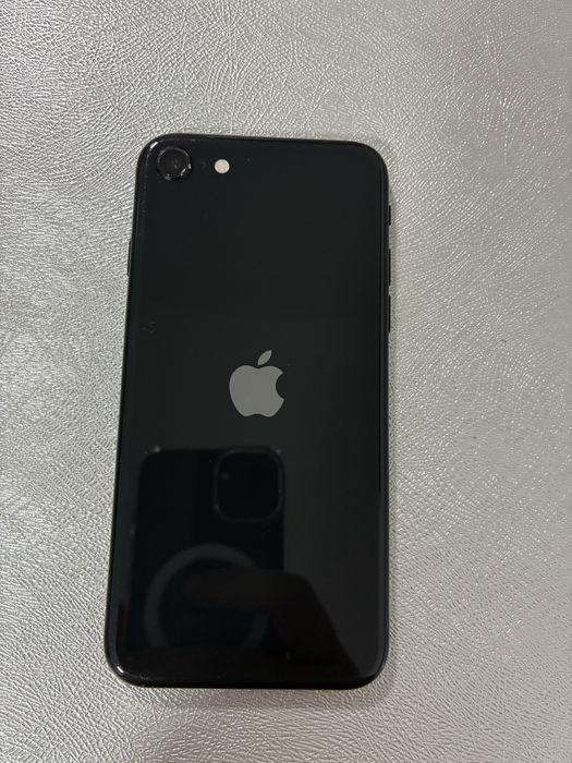 Iphone SE 2022 in stare perfecta
